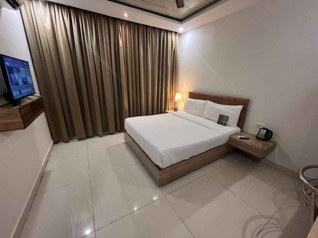 Hotel Hibiscus Tree- Bachupally Hyderabad Exterior foto