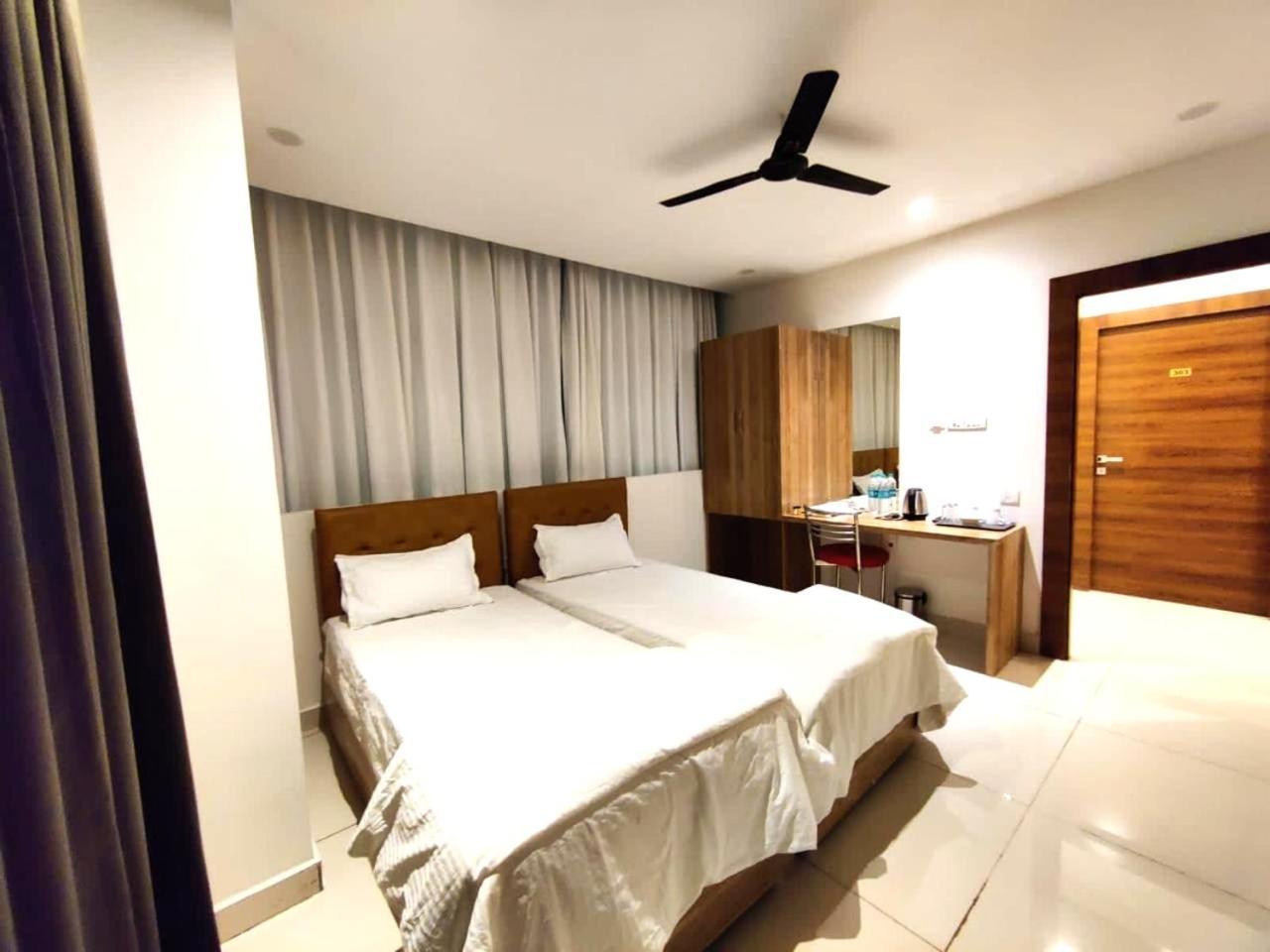 Hotel Hibiscus Tree- Bachupally Hyderabad Exterior foto
